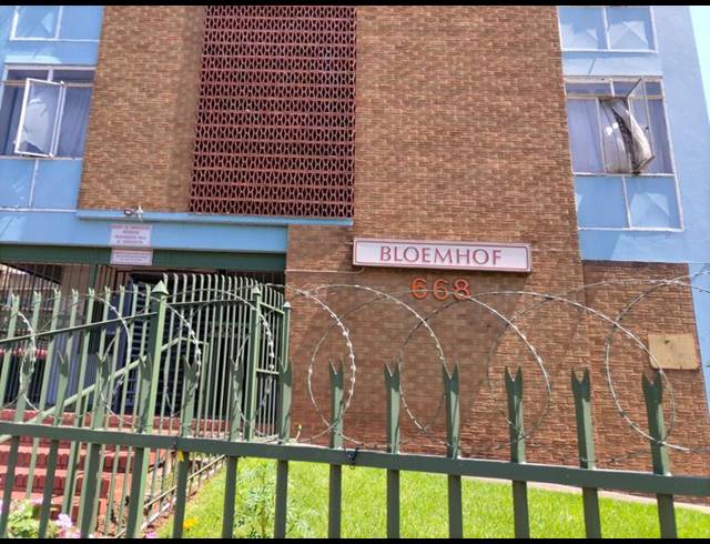 1 BEDROOM APARTMENT FOR SALE IN ARCADIA